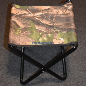 Scaun mic pescar, camunflaj, simplu si usor de transportat