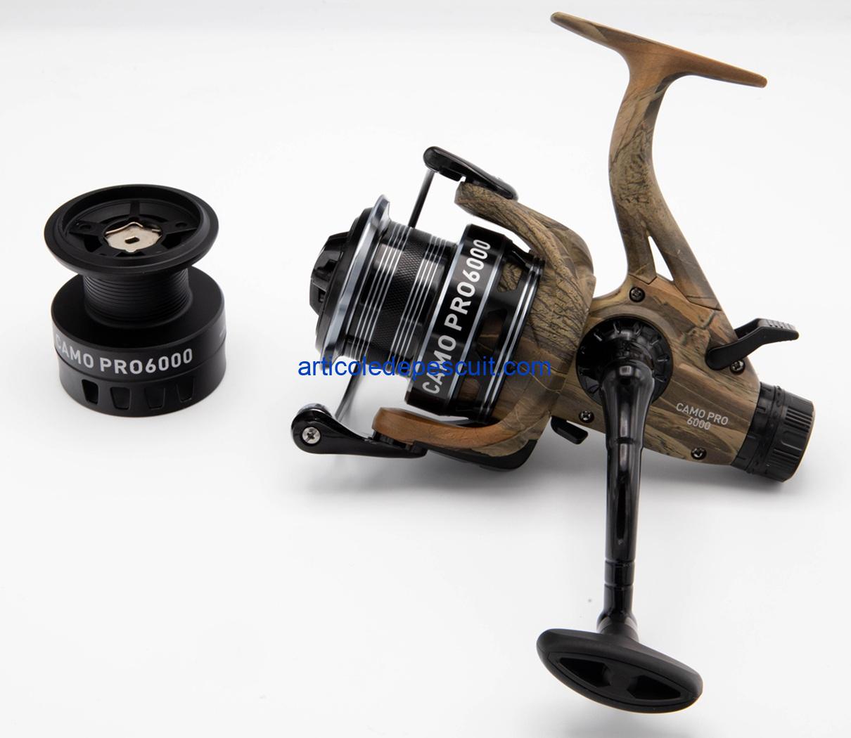 Mulineta Crap si Somn, SIRENA CAMO PRO 6000, cu 10 rulmenti, tambur aluminiu, BaitRunner – produs nou - imagine 2